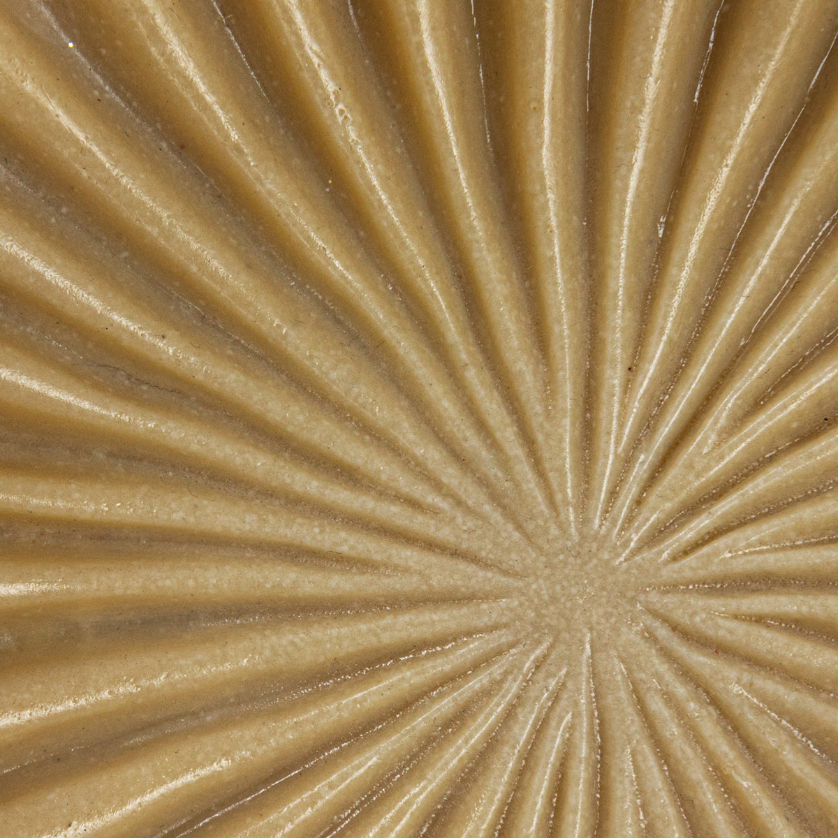 Decorative Resin Fluted Bowl 7"
